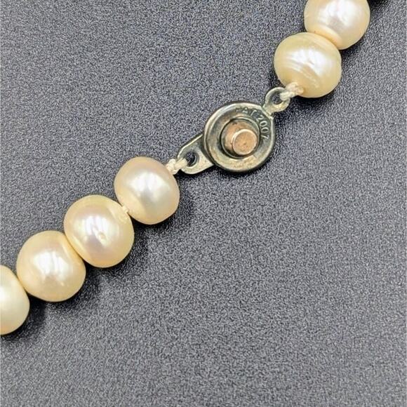 3 pc Elegant Freshwater Pearl Jewelry Set –  Classic Bridal & Formal Wear - Picture 6 of 6